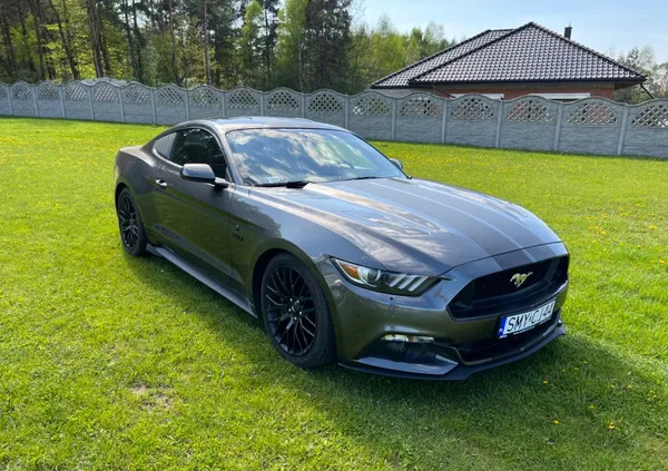 samochody osobowe Ford Mustang cena 125000 przebieg: 53000, rok produkcji 2017 z Myszków